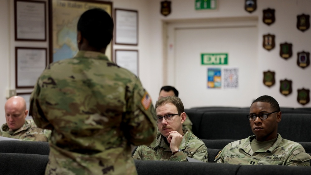 SETAF-AF hosts a Company Commander-First Sergeant Pre-Command Course