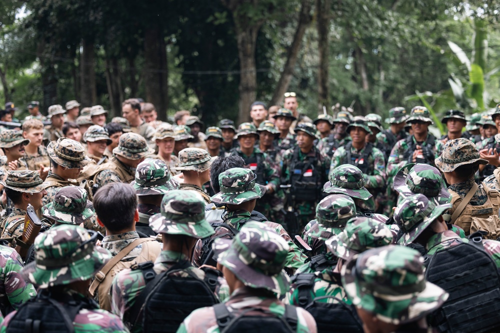Keris MAREX 23: Introduction to MOUT, Weapons Handling