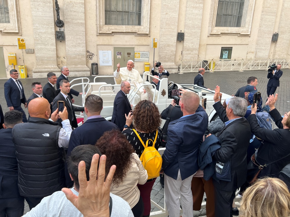 Soldiers’ friendly soccer rivalry with Vatican Swiss Guard continues