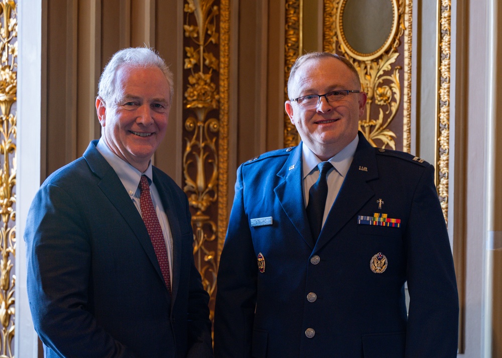 Guard Airman Serves as Guest Senate Chaplain