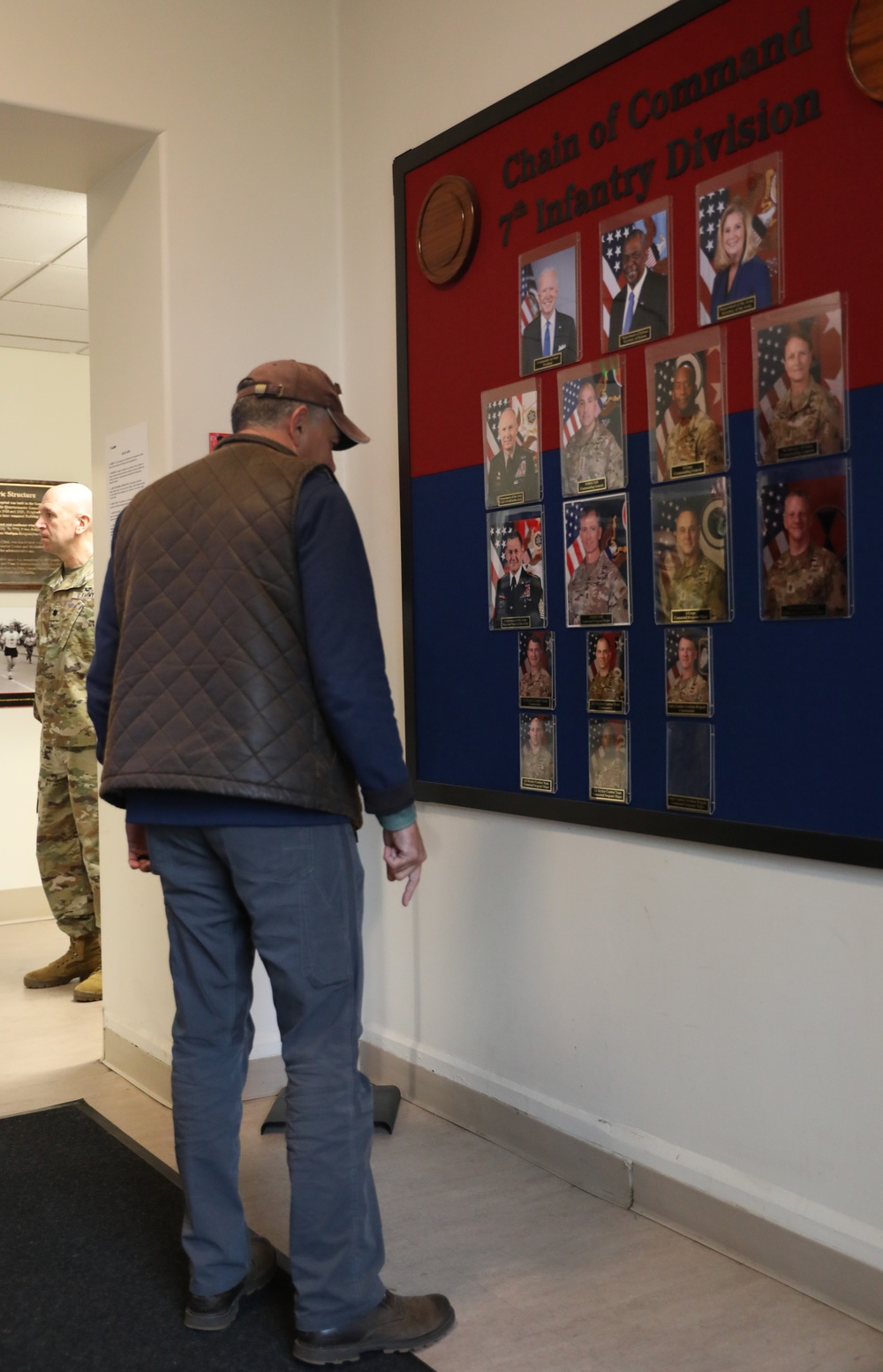 Retired Gen. Stephen J. Townsend visits the 7th Infantry Division