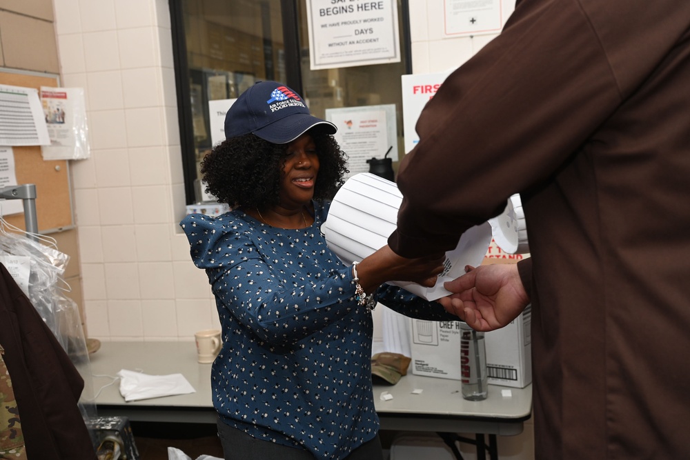 Goodfellow hosts annual Thanksgiving meals