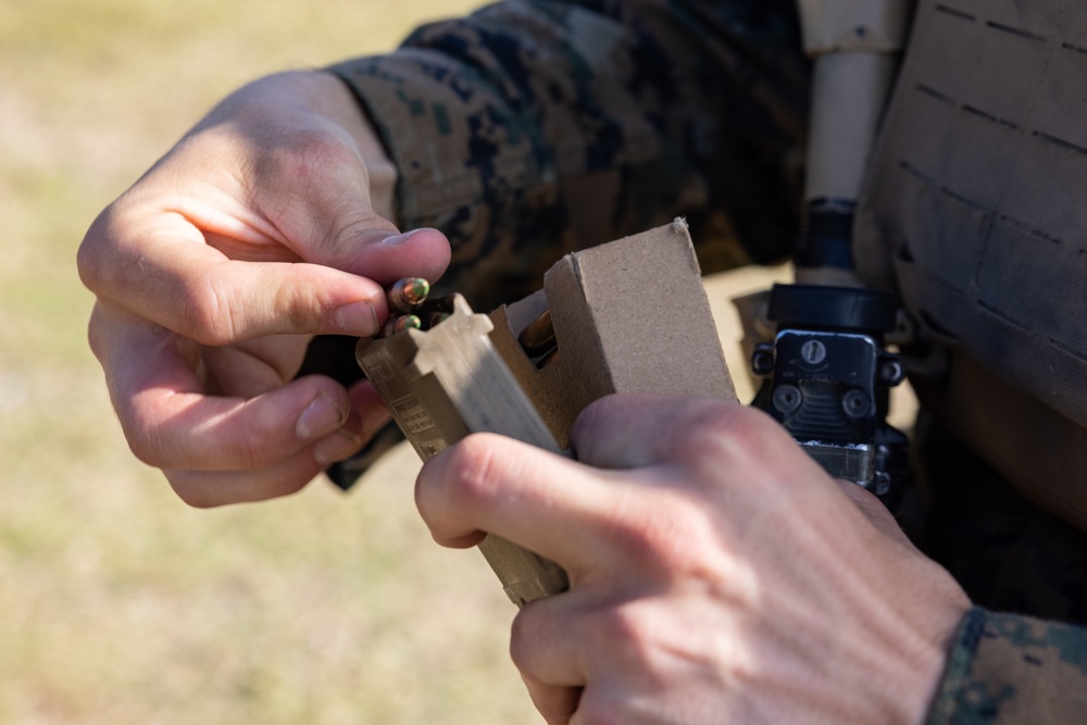 Marines with Battalion Landing Team 1/1 Conduct Marksmanship Training