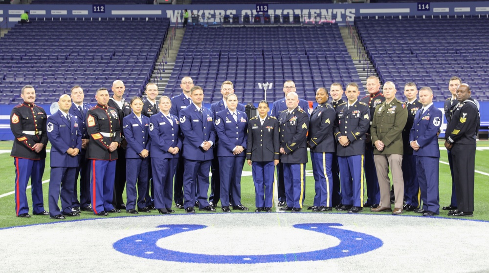 Service members participate in &quot;Salute to Service&quot; Game