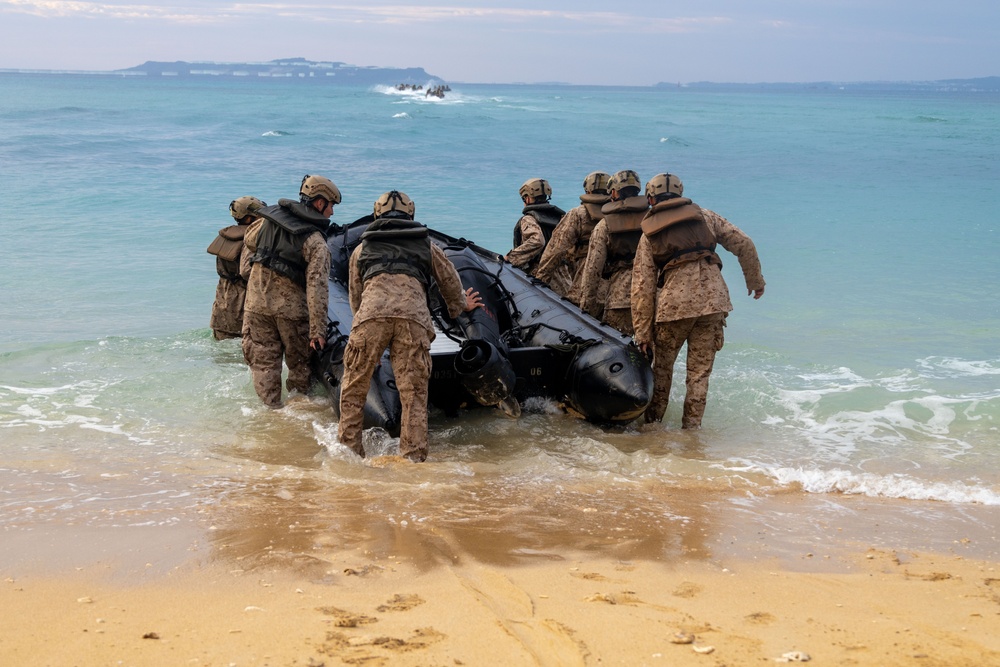 Bravo Company conducts Boat Raid Sustainment Training