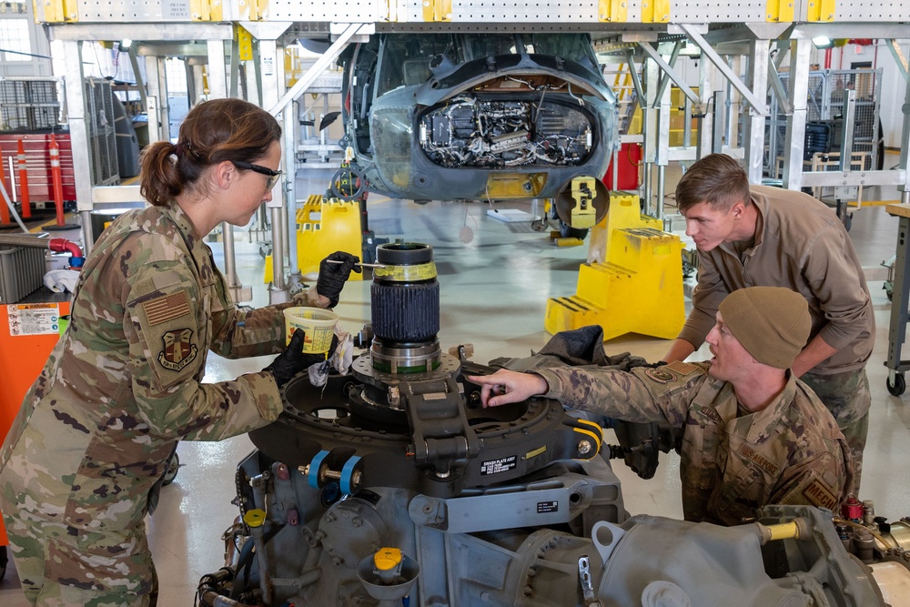 HH-60G Pave Hawk phase inspection