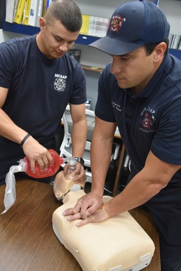 ‘It’s just what we do’: While off-duty, pair of MCAAP firefighters help assist driver in cardiac arrest