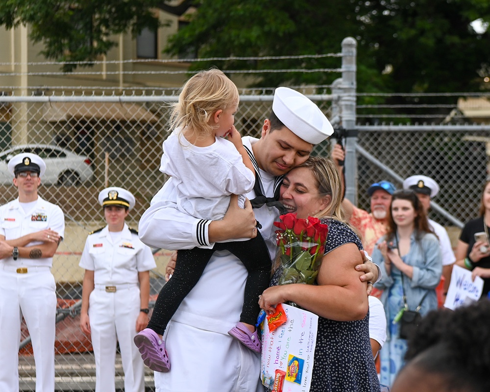 USS Topeka Homecoming