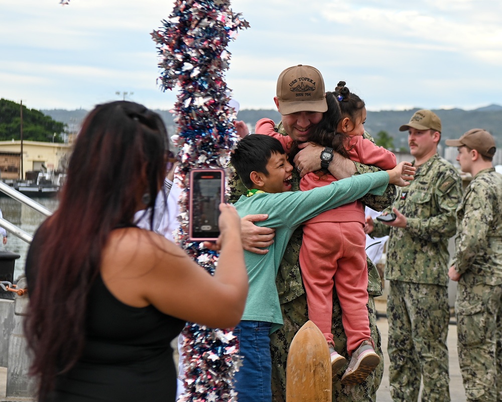 USS Topeka Homecoming