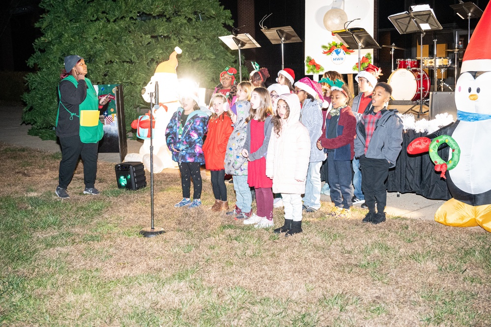 MSCoE Plaza a whole lot brighter after merry tree-lighting ceremony