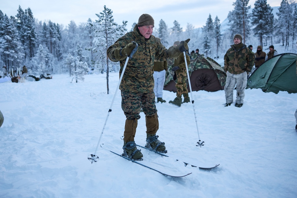 Maj. Gen. Sofge visits the NATO Winter Instructor Course