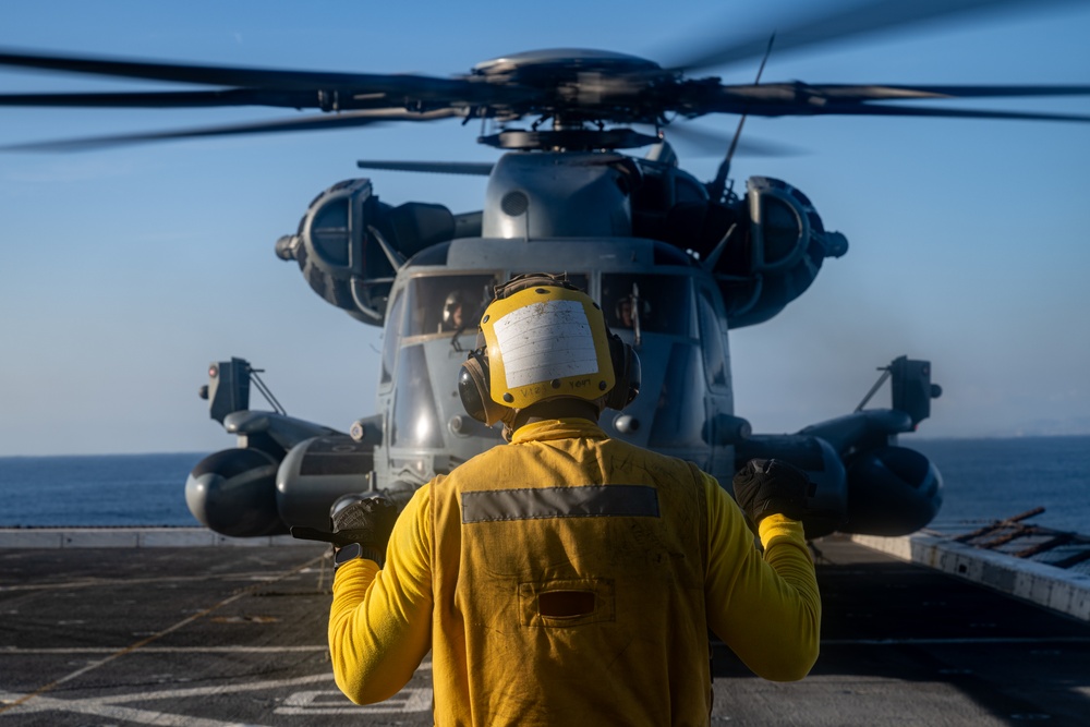 Amphibious Operations onboard USS Somerset