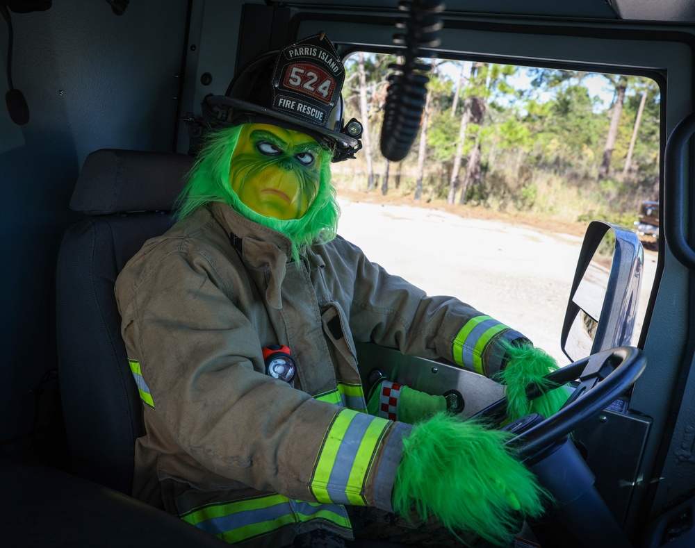 MCRD Parris Island’s Countdown to Grinchmas