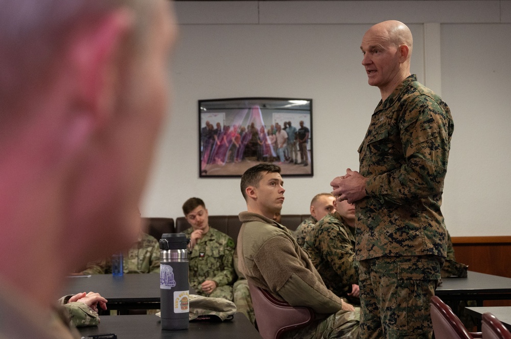 Senior Enlisted Advisor To The Chairman Of The Joint Chiefs Of Staff Visit