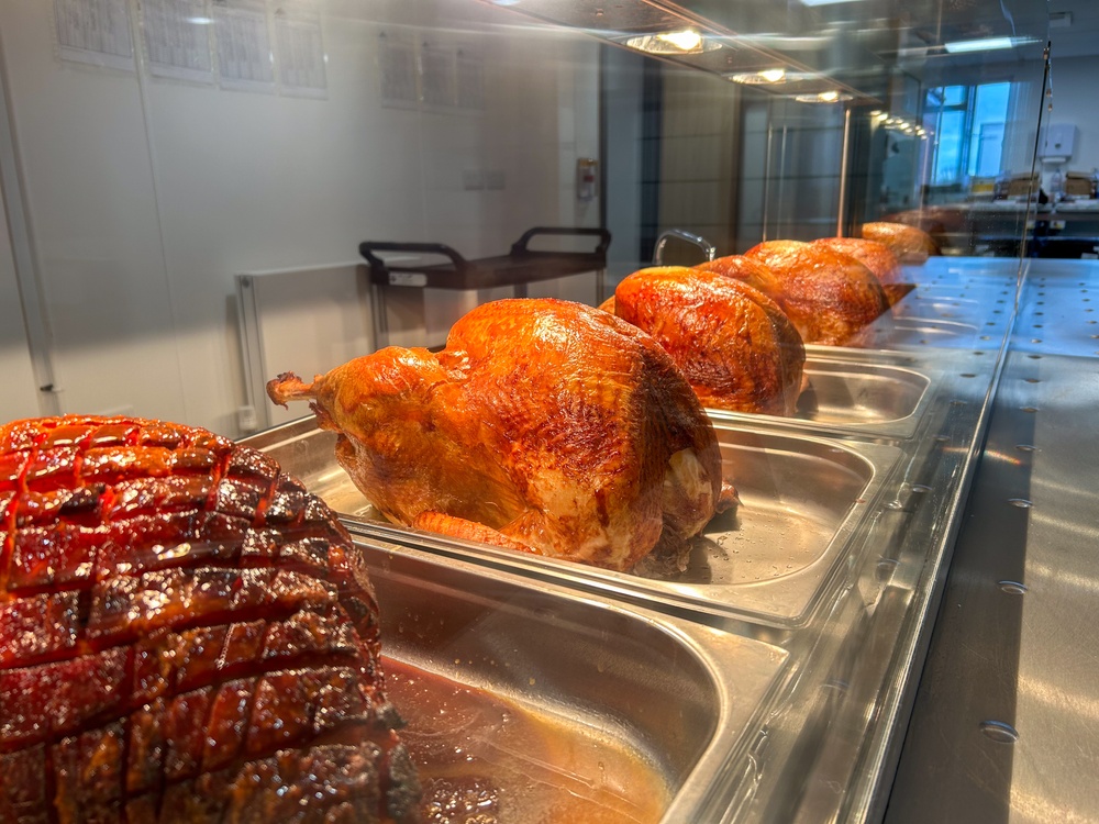 Thanksgiving served at the RAF Fairford Troop Cafe!