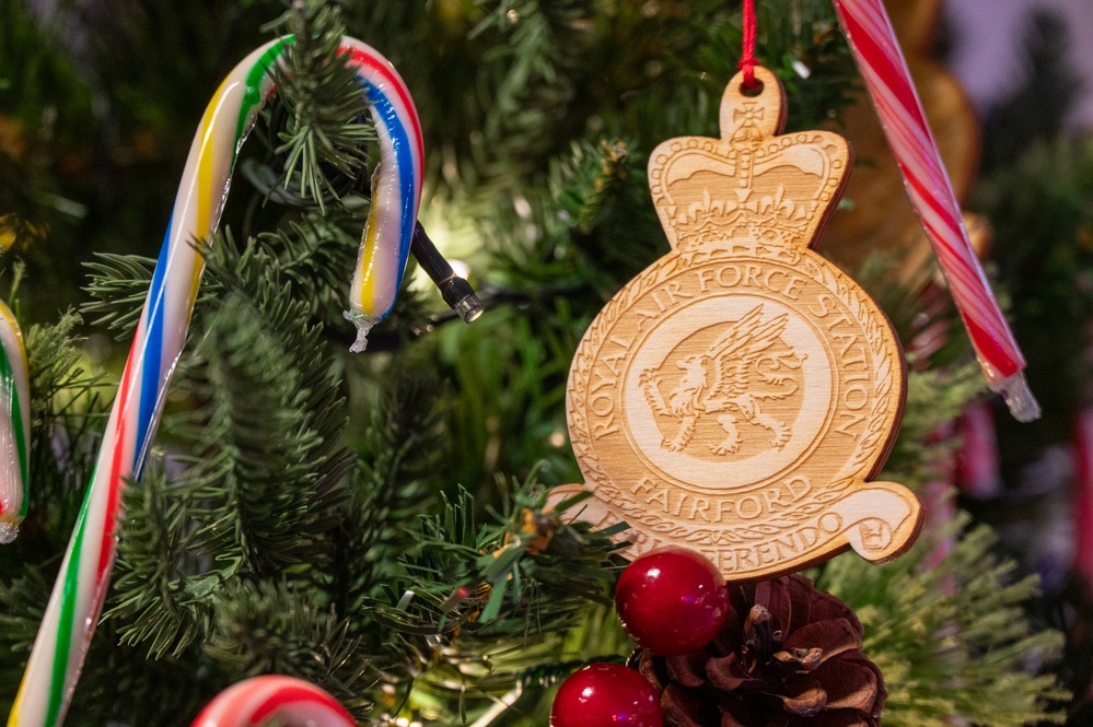 Pathfinders Light the Way and Tree!