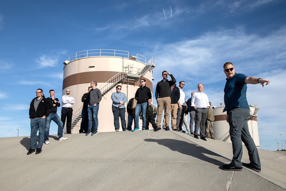 USACE Northwestern Division Regional Leadership Development Program participants visit Offutt AFB