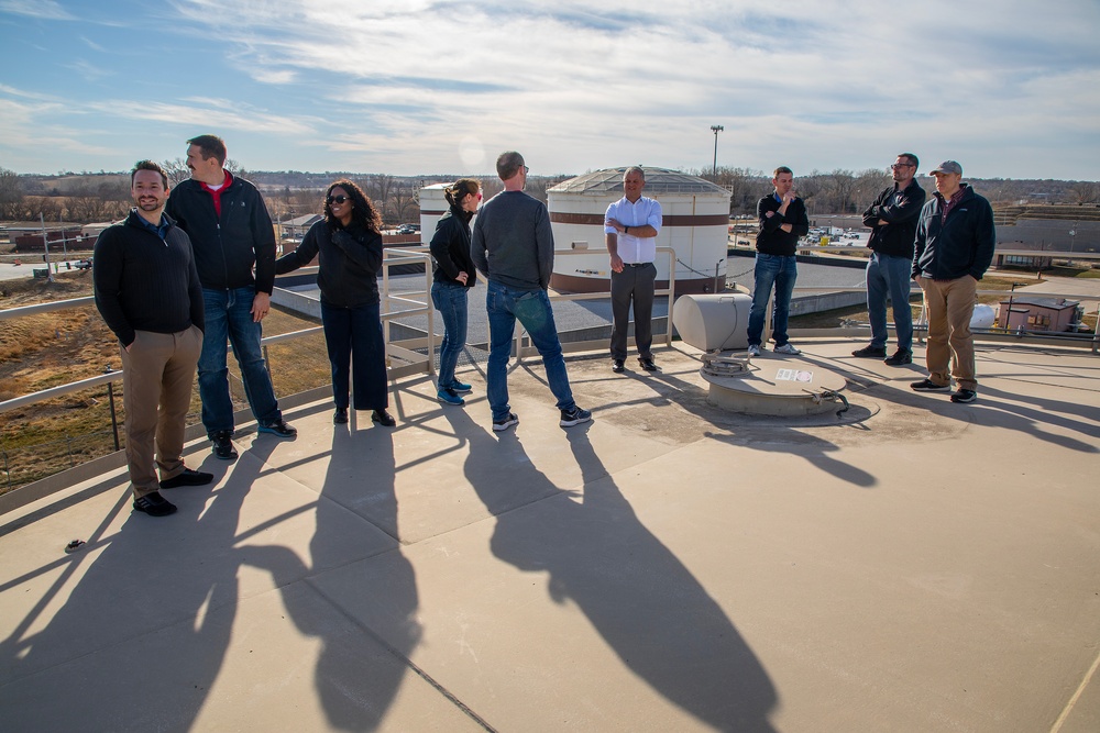 USACE Northwestern Division Regional Leadership Development Program participants visit Offutt AFB