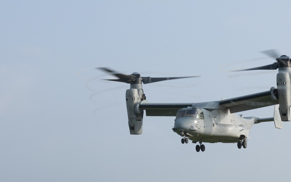 Marine Medium Tiltrotor Squadron (VMM) 261 (Rein.) conduct aerial delivery operations