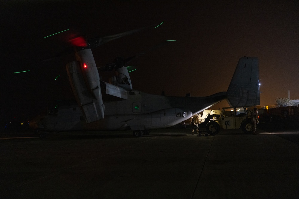 Marine Medium Tiltrotor Squadron (VMM) 261 (Rein.) conduct aerial delivery operations