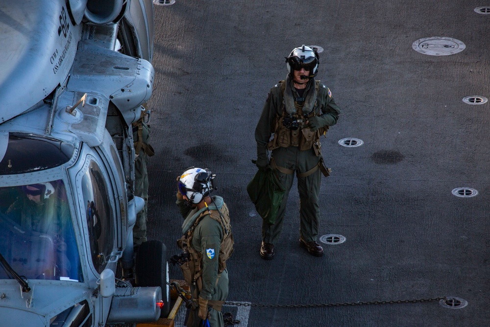 Abraham Lincoln conducts flight operations