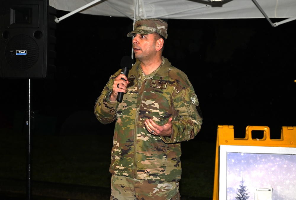 Team McChord Celebrates annual tree lighting ceremony