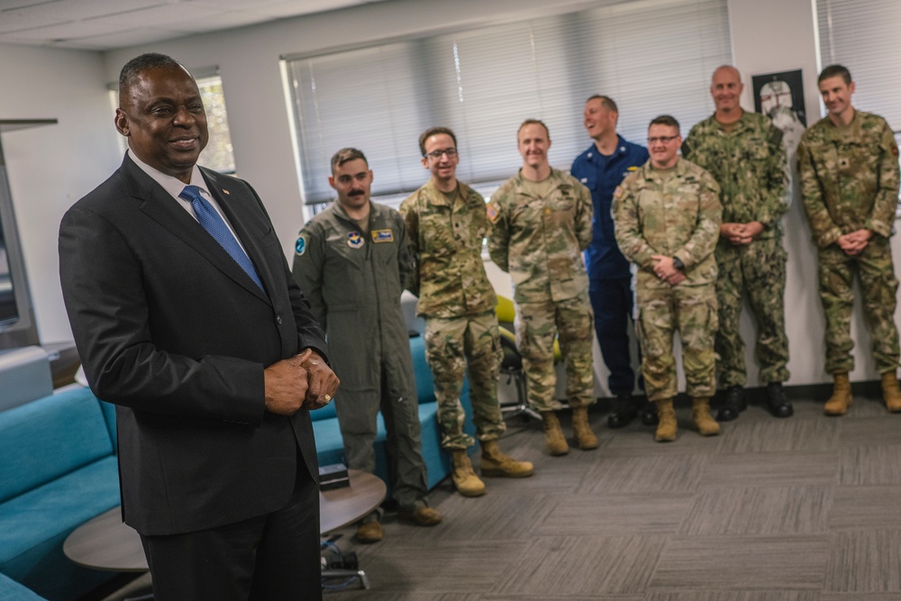 DVIDS - Images - SECDEF Visits Defense Innovation Unit And Hosts AUKUS ...