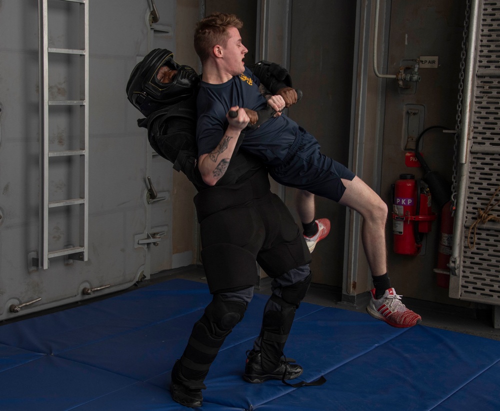 USS Carl Vinson (CVN 70) Participates in a Ship's Reaction Force Bravo Training