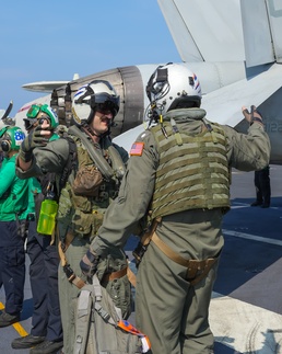 HSM 74 Hosts Change of Command Ceremony