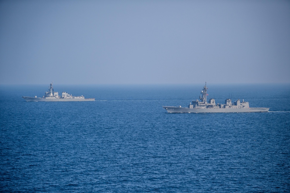 USS Mason (DDG 87) Participates in PASSEX