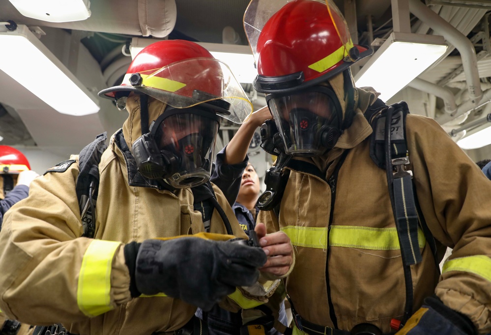 USS Dewey (DDG 105) Conducts Main Space Fire Drill While Operating in the Philippine Sea