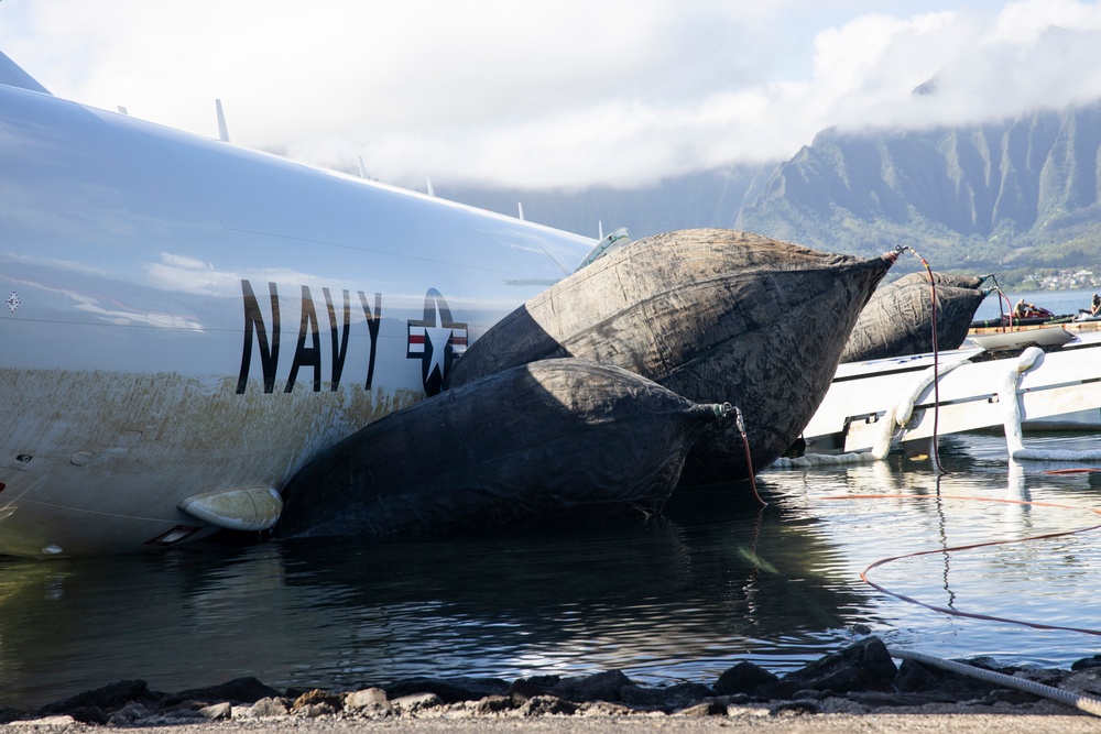 Salvage Team Positions U.S. Navy P-8A Poseidon for Extraction from Kaneohe Bay