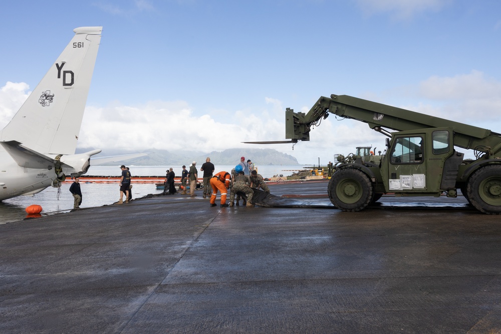 U.S. Navy P-8A Poseidon is Positioned for Extraction from Kaneohe Bay.