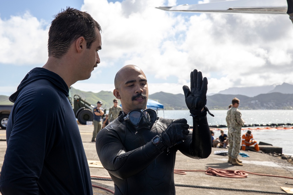 Salvage Team Positions U.S. Navy P-8A Poseidon for Extraction from Kaneohe Bay