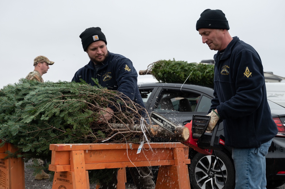 Operation Service donates Christmas trees to 102nd Intelligence Wing members and local veterans