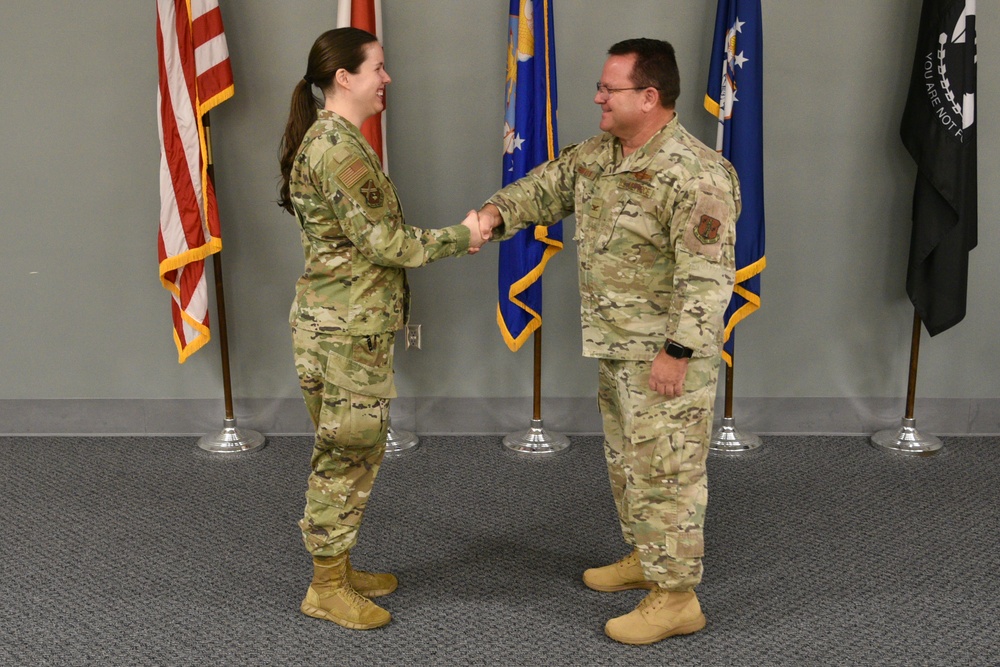SSgt Thurman receives coin