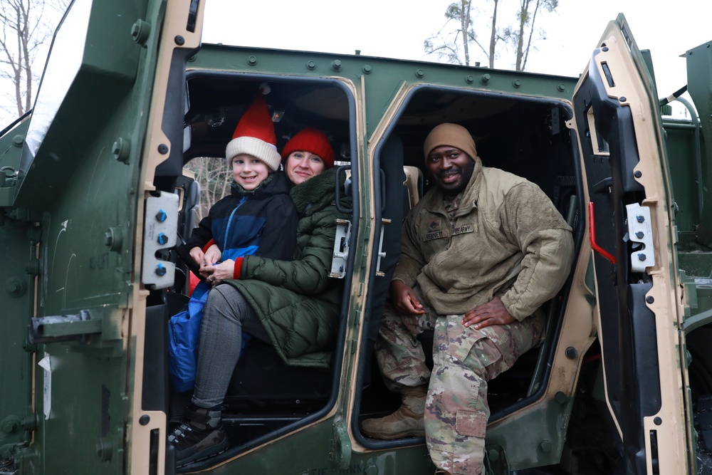 2-69 Armored Regiment Soldiers help local Polish town celebrate holiday event