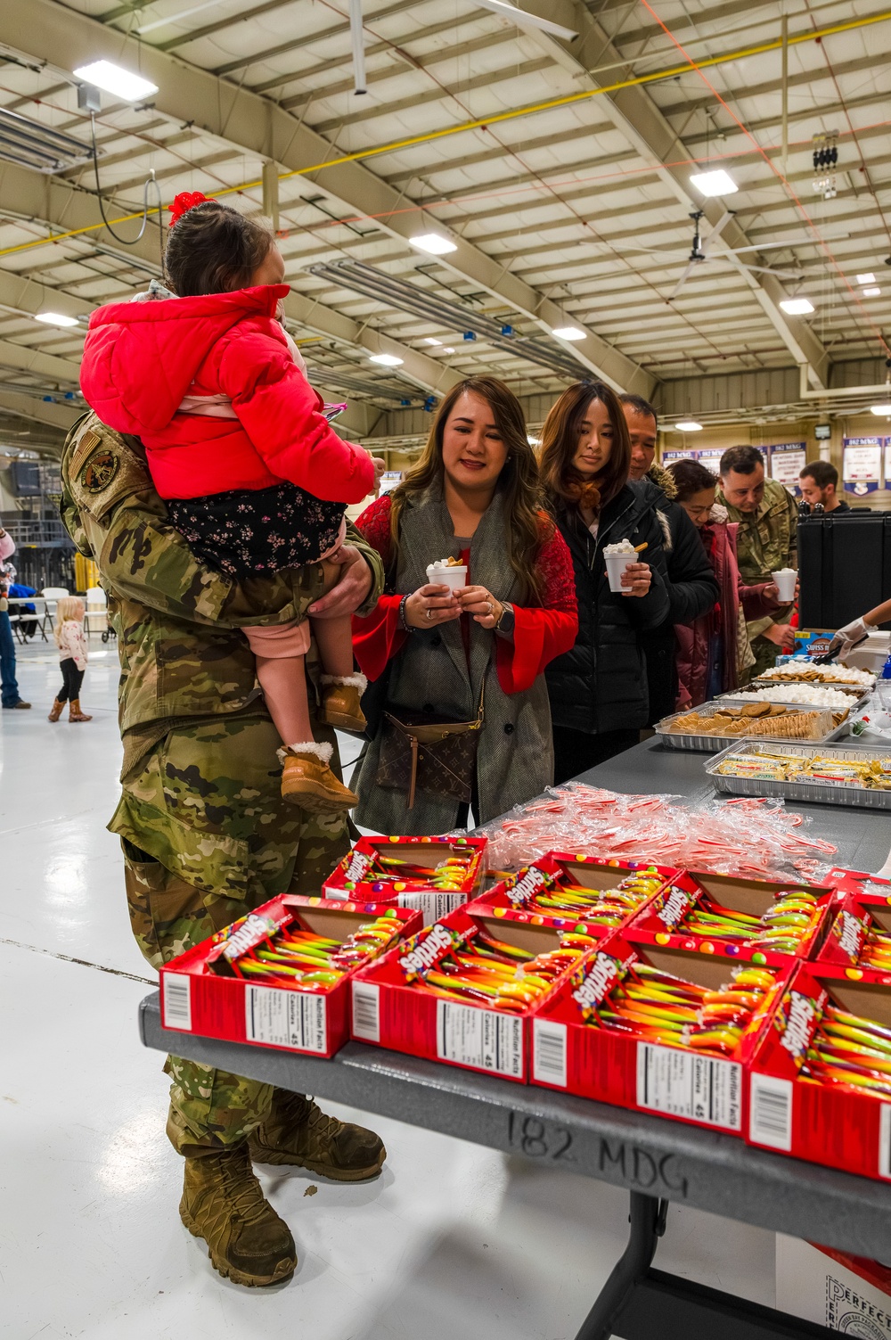 Family Readiness Center Hosts Wing Holiday Party