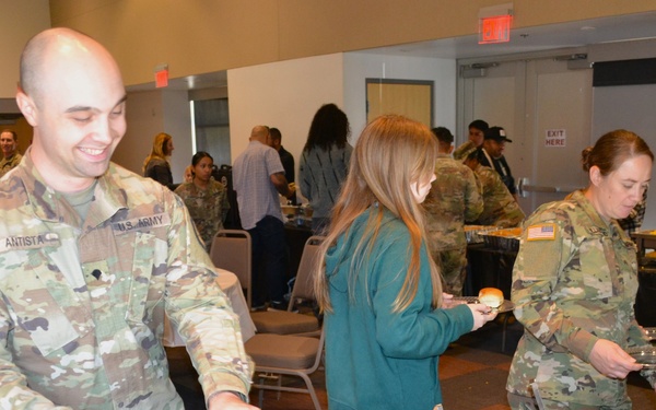 Bravo Co, 98th SIG Bn deploys to Poland