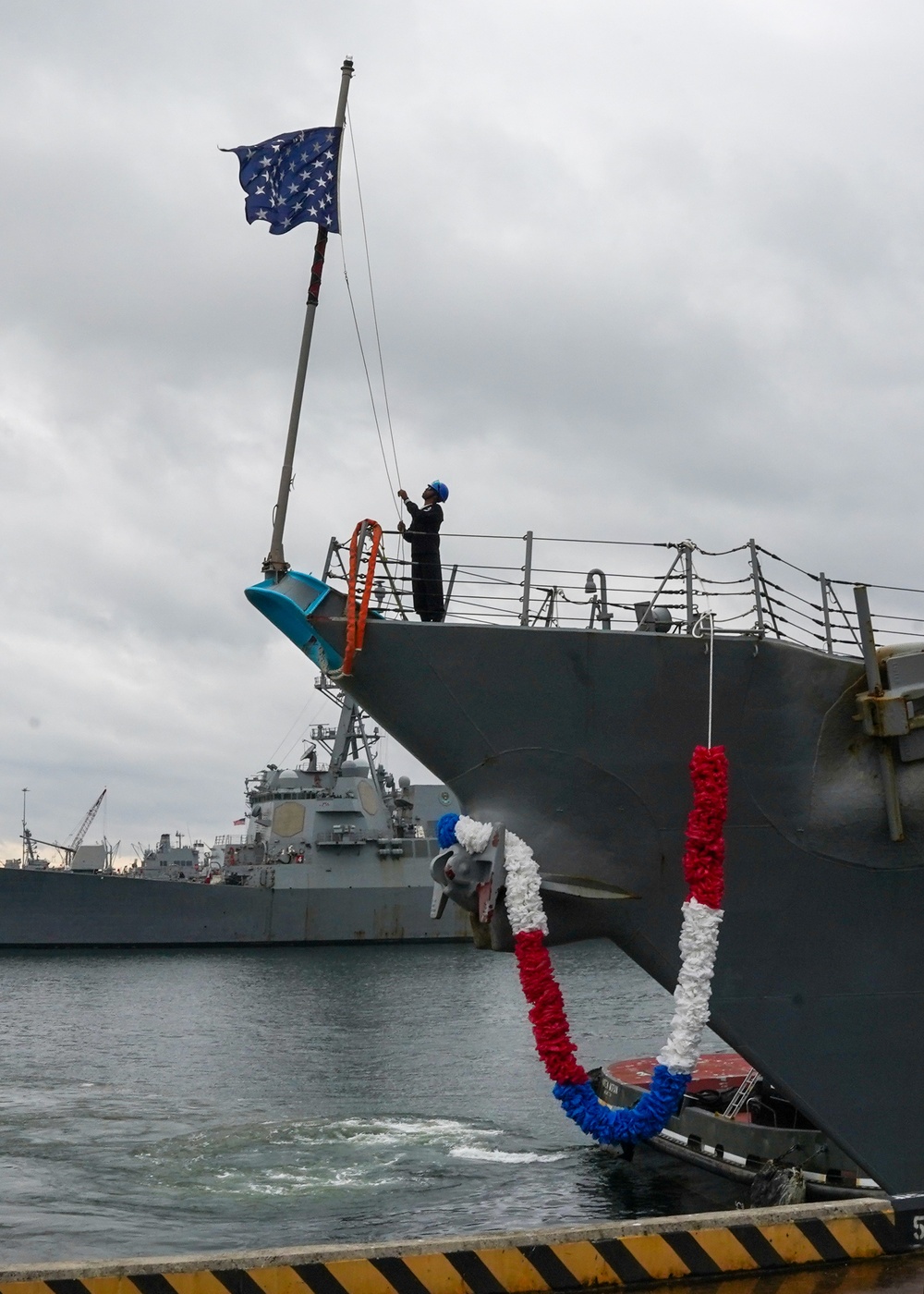 USS Ramage Returns to Homeport Following 6th Fleet Deployment