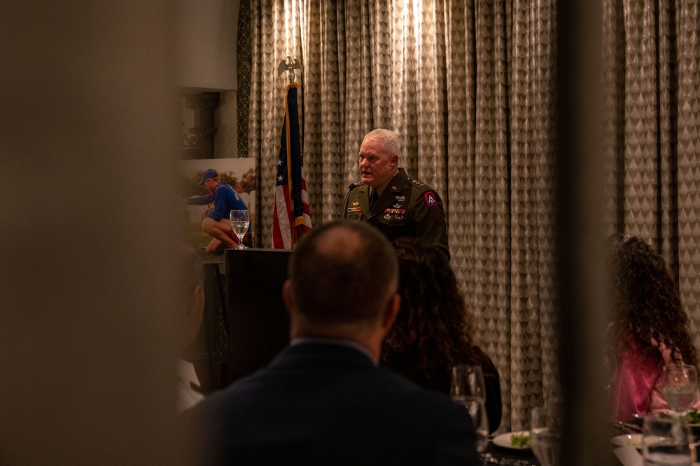 Army North CG speaks at the Gold Star Race Program Dinner