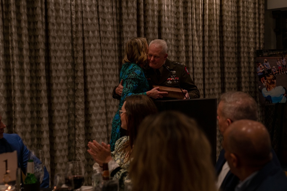 Army North CG speaks at the Gold Star Race Program Dinner