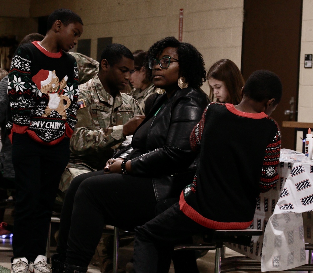 Family and Fun: Illinois Army National Guard's Joint Force Headquarters Celebrates the Holidays