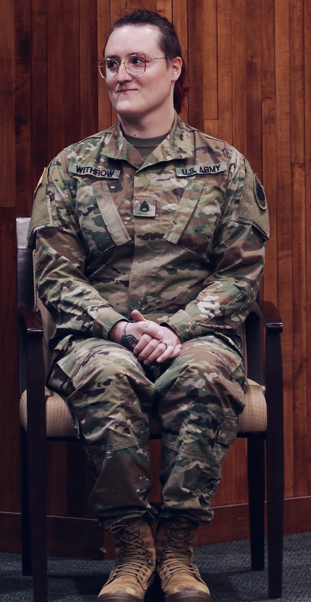 Illinois National Guard Soldier Honored for More Than a Decade of Service