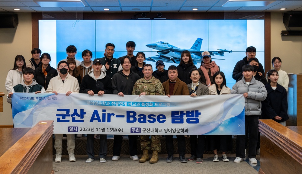 Wolf Pack welcomes Kunsan University students