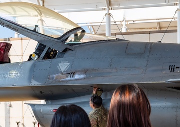 Wolf Pack welcomes Kunsan University students