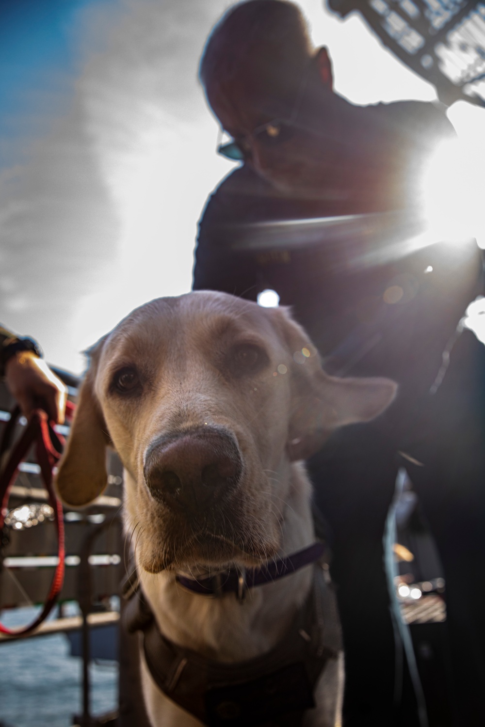 USS Philippine Sea (CG 58) Hosts Facility Dog