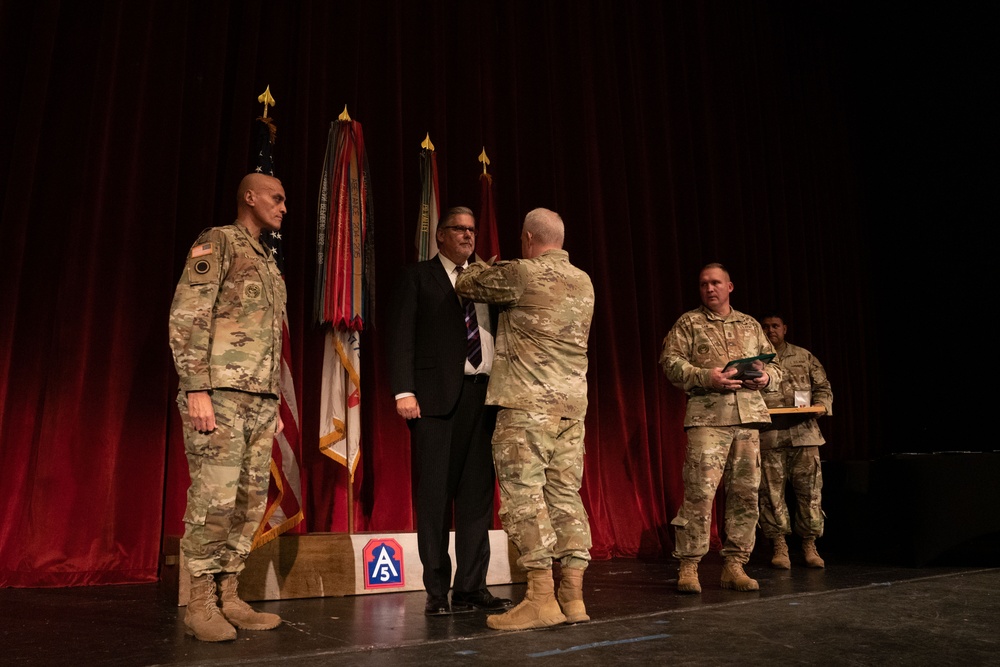 Army North CG hosts All Hands to present Meritorious Unit Citation