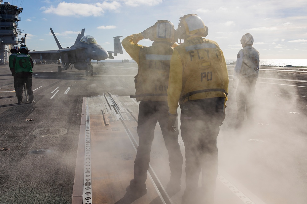 Abraham Lincoln conducts flight operations