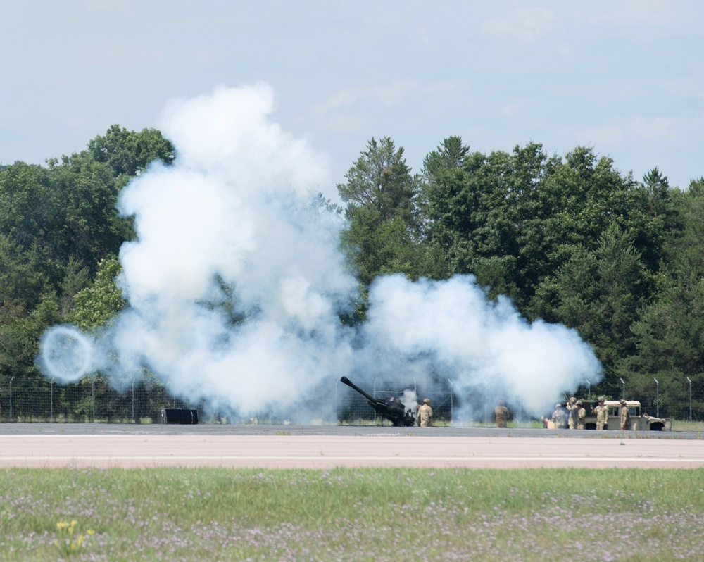 Soldiers and Airmen Prep for Airshow